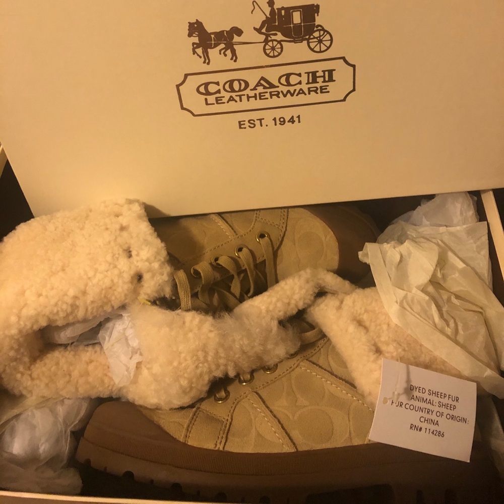 Coach Urban Hiker, Tan, NWT